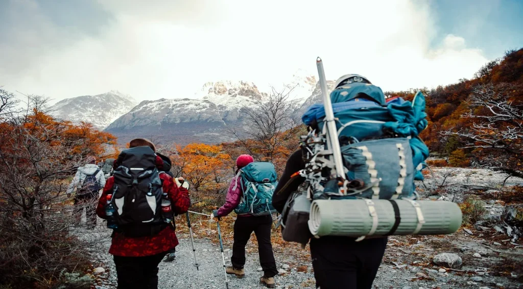 beginner hiking start time helps leave room for route checks and steady pace