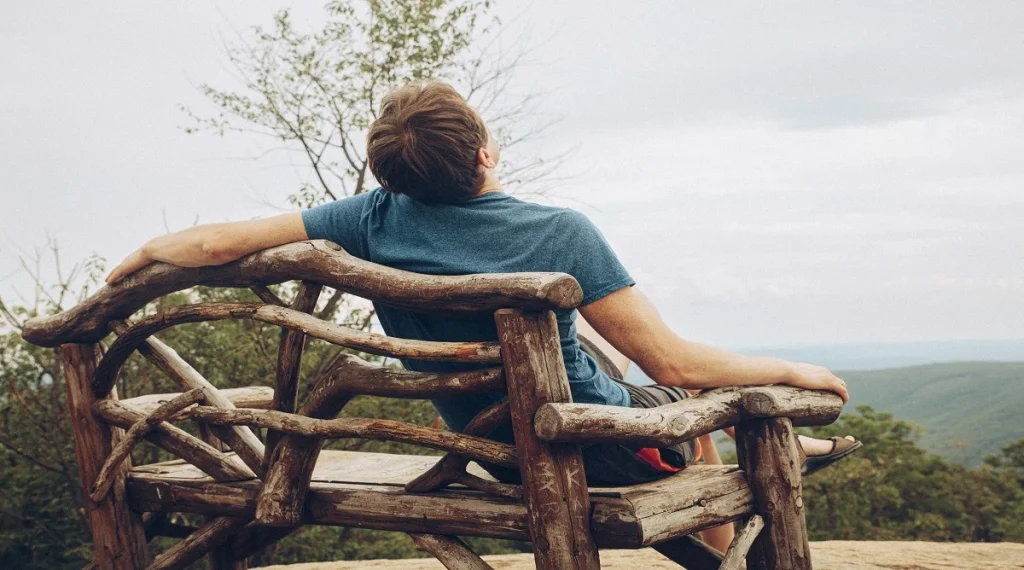 best rest spots on hiking trails can combine scenic views with safe comfortable footing
