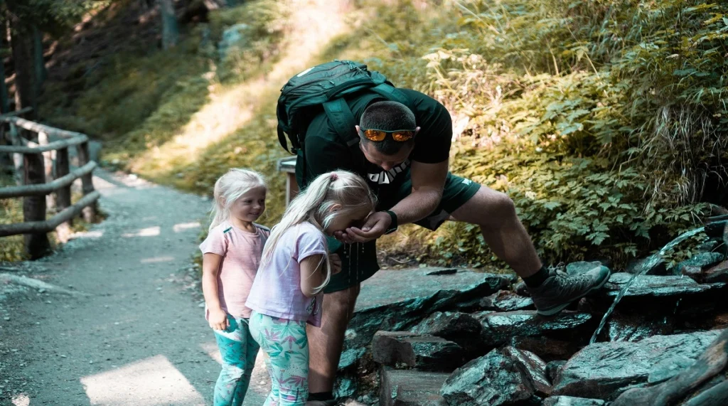 kid-friendly hiking trails help families finish with positive energy and comfort