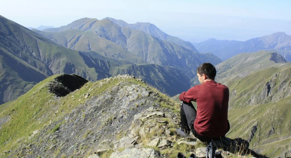 Cool wind after a climb can make hikers feel colder on exposed ridge viewpoints
