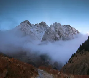 Why Morning Temperature Changes Can Affect a Hike More Than Hikers Expect