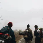 Hikers should not stop in the middle of busy trails because it blocks shared movement