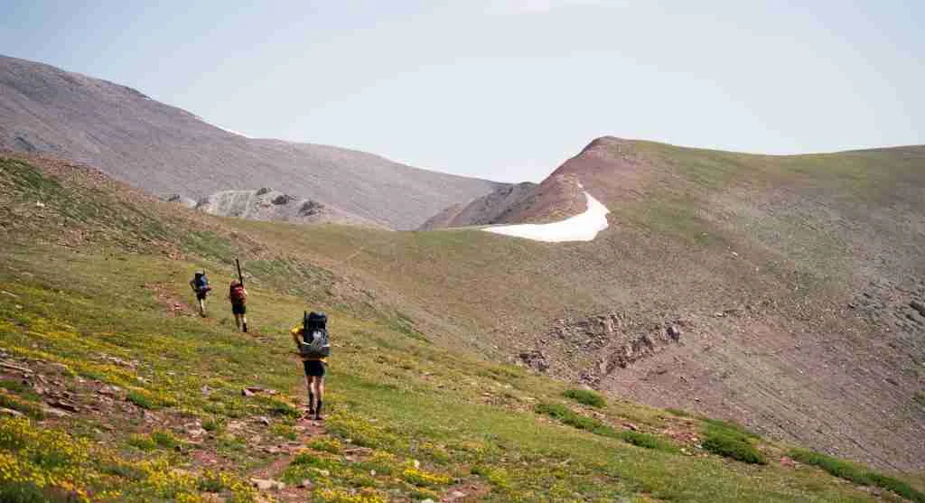 Steady intentional pacing helps hikers avoid hidden time loss on gentle trails